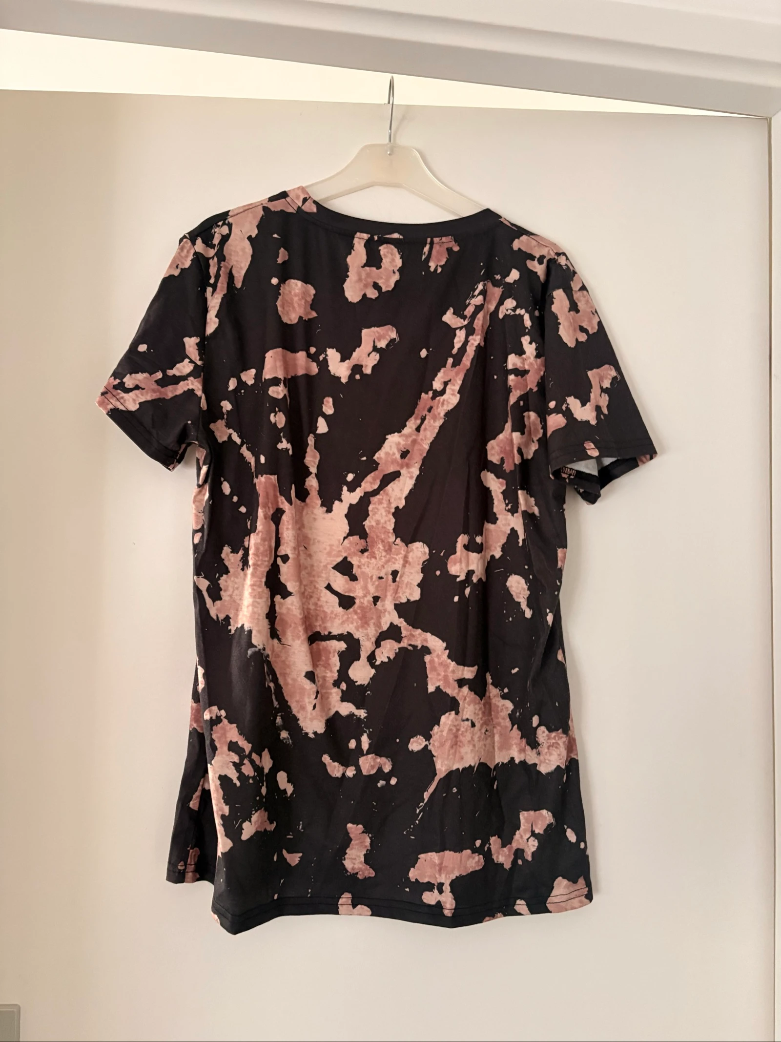 T-shirt – photo 2